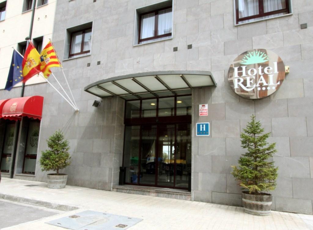 & Real Hotel 4*